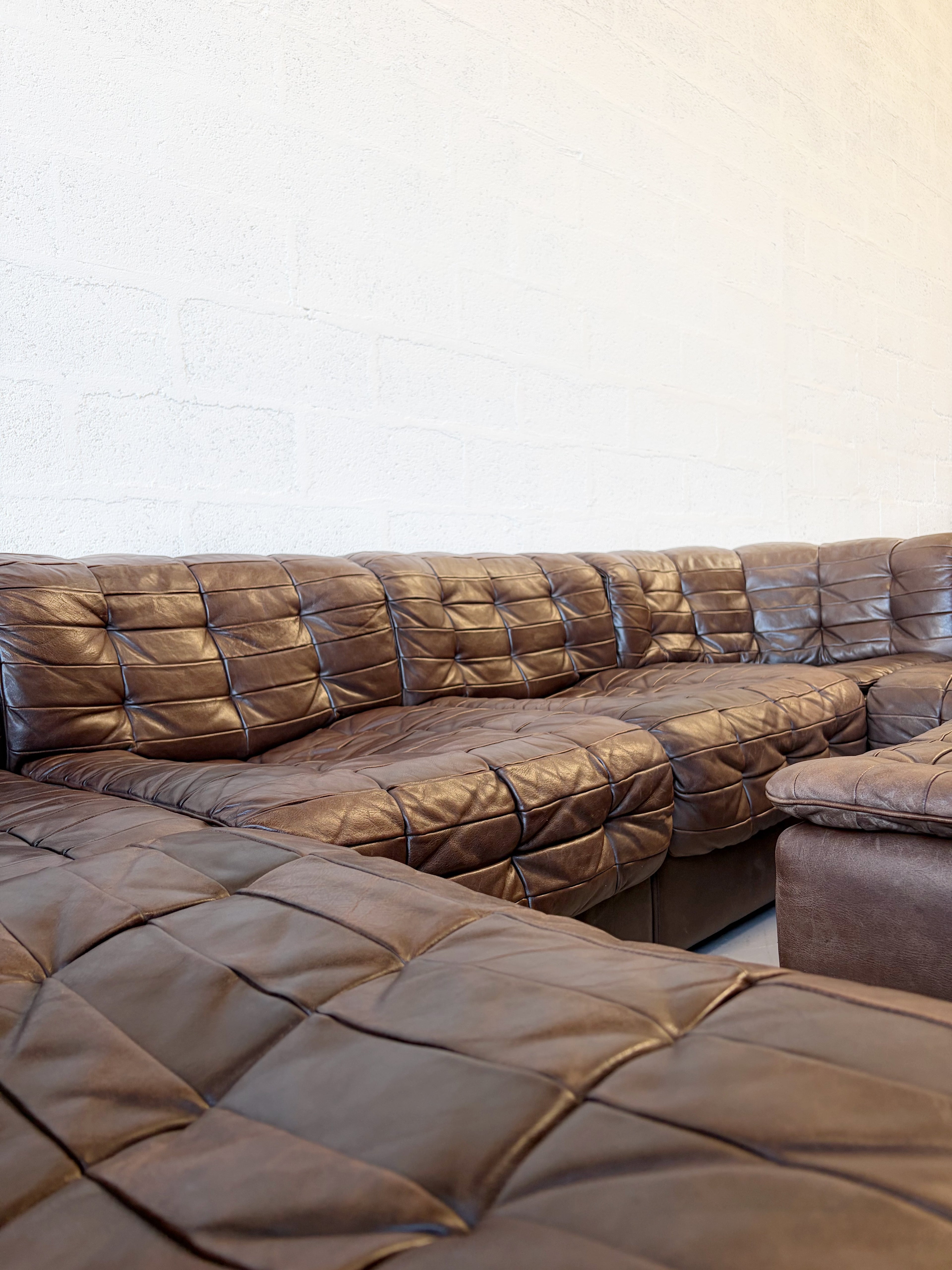 Canapé modulable De Sede DS11 en cuir patchwork chocolat